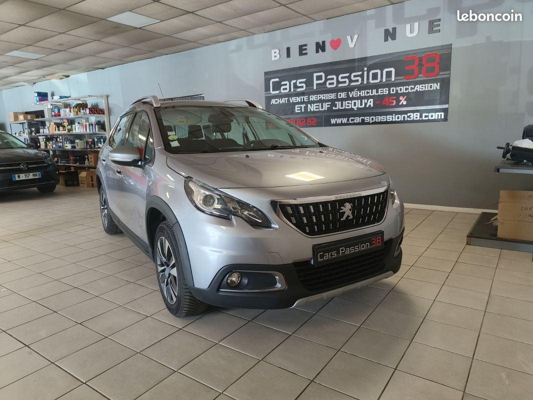 PEUGEOT 2008 1.6 BlueHDi 100ch BVM5 Allure (image 1)