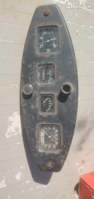 Tableau de bord de Citroën B14 - AC4 - CITROËN B14