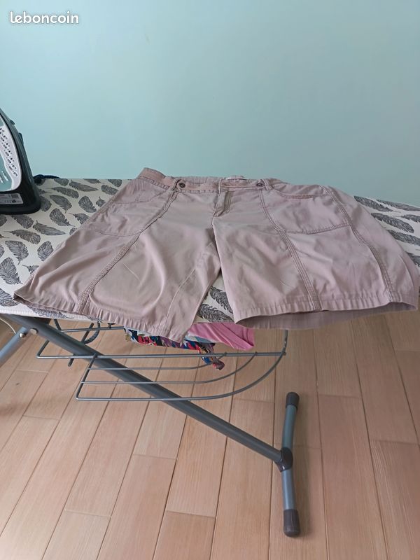Bermuda femme taille 42 beige très bon état (image 1)