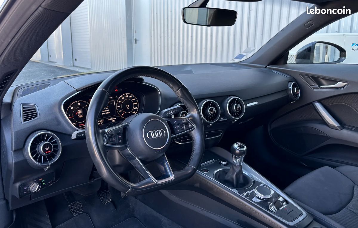 Audi TT III 2.0 TDI 184ch Ultra - Suivi d'entretien / Audi drive select / Sièges chauffants (image 14)