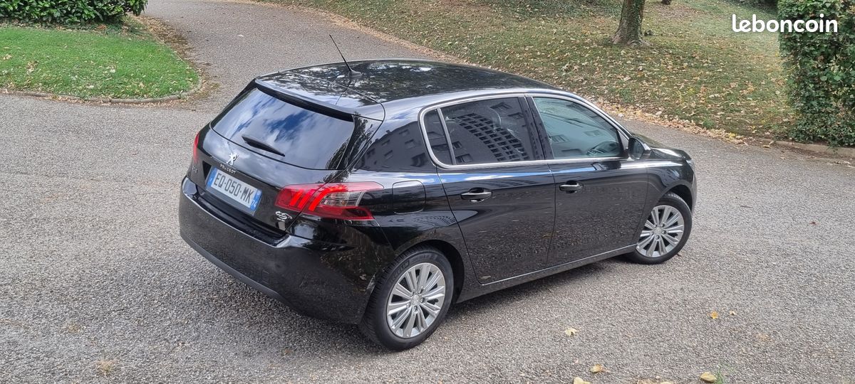 Peugeot 308 iii 1.2 thp 130cv (image 2)
