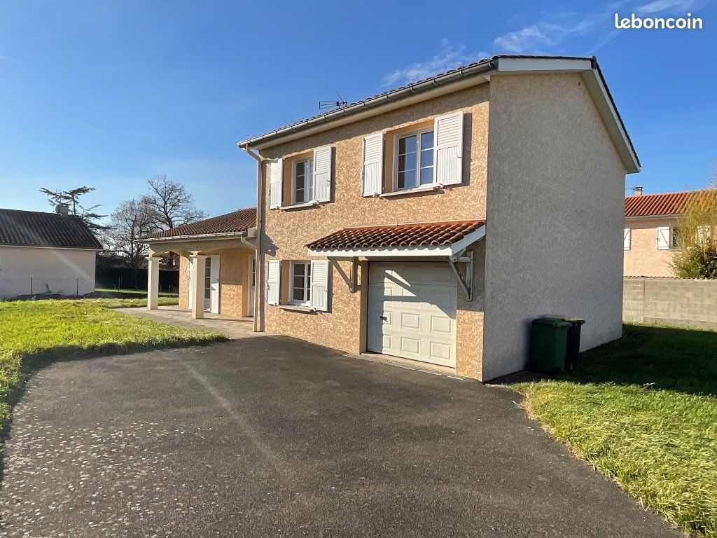 Maison 6 pièces 111 m² · à Saint-Galmier · 111 m² · 335 000 €
