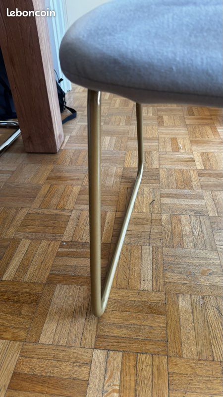 Chaise velours gris taupe dorée (image 4)