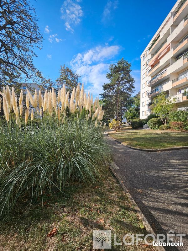 Appartement 4 pièces 73 m² · à Sainte-Foy-lès-Lyon · 73 m² · 219 000 €