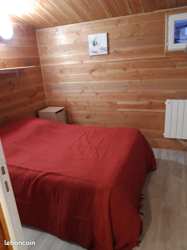 APPARTEMENT dans maison à ARREAU (image 1)