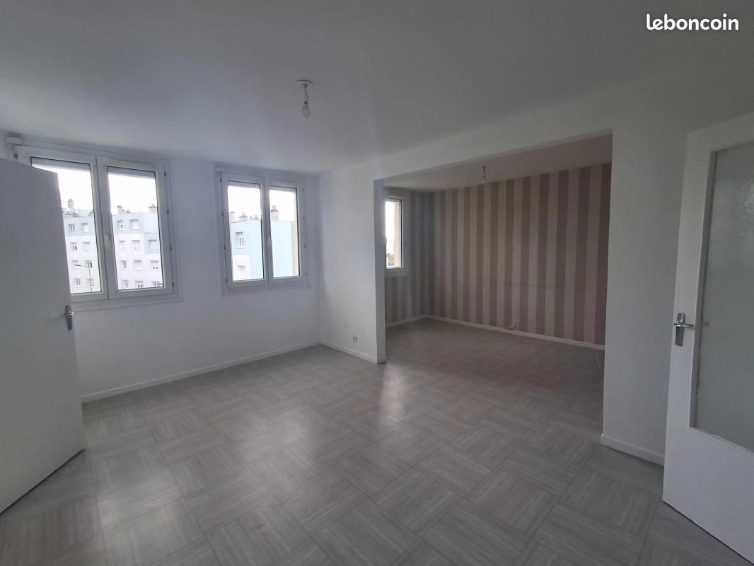 Appartement 3 pièces 77 m² · à Saint-Étienne · 77 m² · 460 €/mois