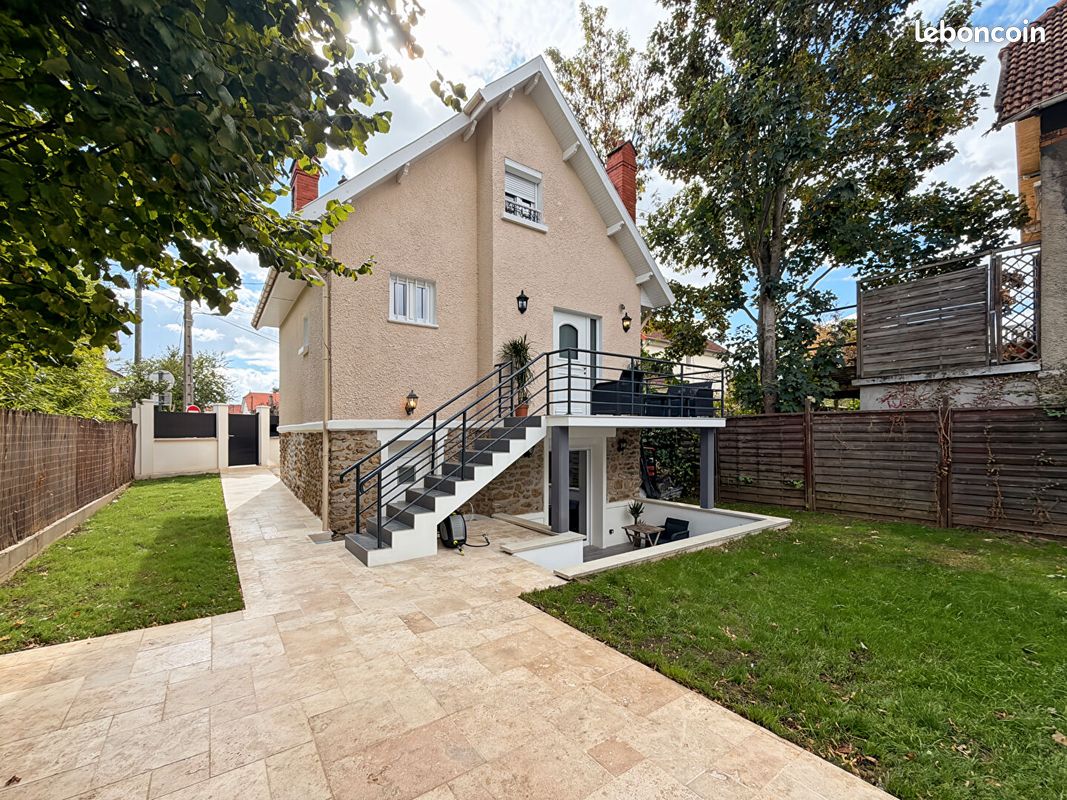Maison 5 pièces 77 m² · à Ris-Orangis · 77 m² · 320 000 €