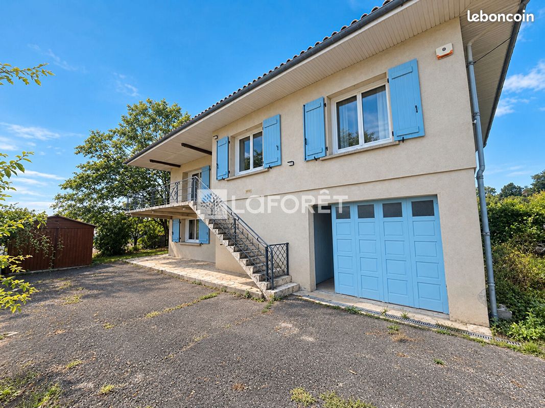 Maison 7 pièces 150 m² · à Saint-Germain-de-la-Rivière · 150 m² · 227 000 €