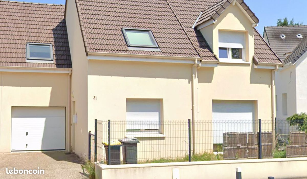 Maison 6 pièces 106 m² · à Évreux · 106 m² · 986 €