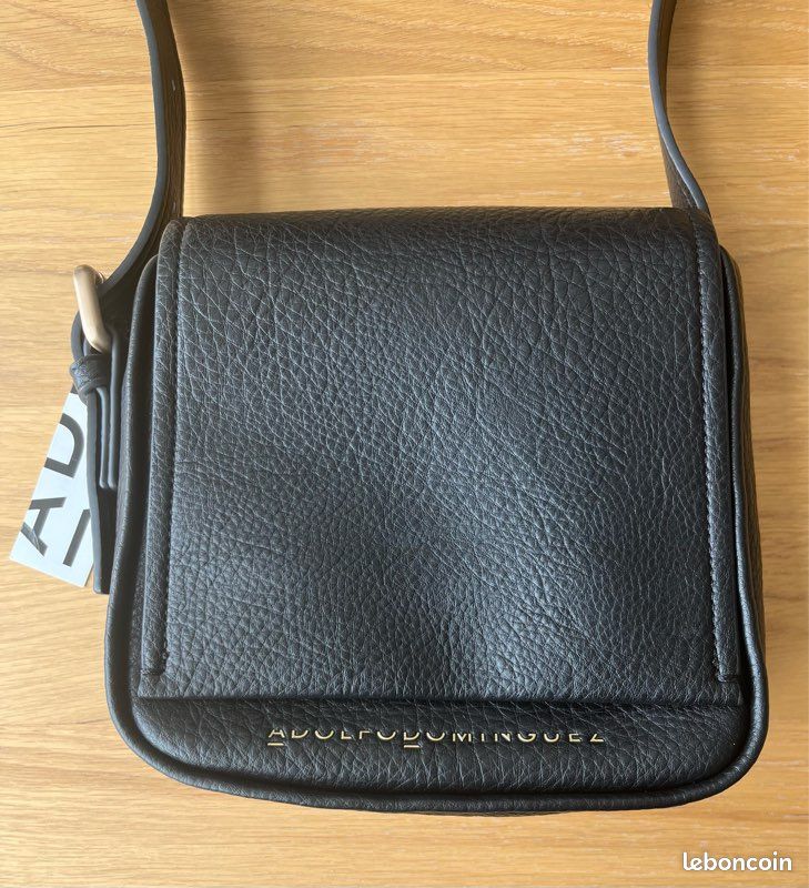 Sac à main en cuir Adolfo Dominguez Marron en Cuir - 61031680