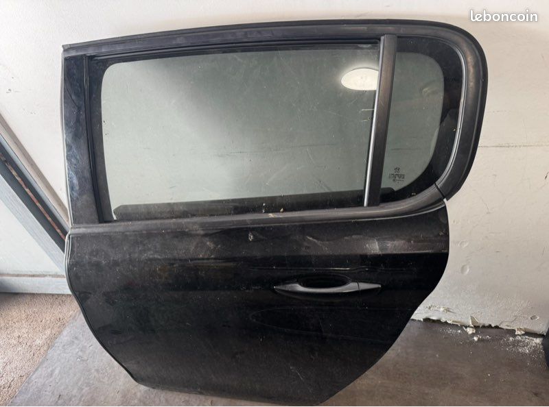 Porte arrière gauche 308 (image 1)