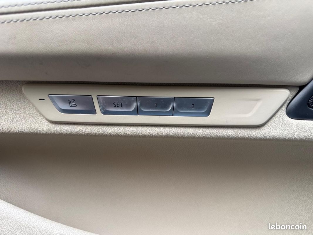 BMW SERIE 7 G11/G12 740e iPerformance 326 ch Exclusive A (image 7)