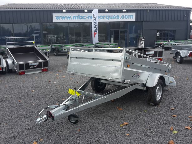 DISPONIBLE SUR PARC Remorque Lider robust 1300KG simple essieu freinée  basculante - Équipement auto