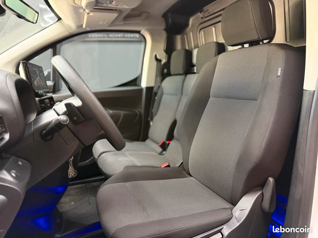 Fiat doblo fourgon m 650kg bluehdi 130 s&s eat8 (image 8)