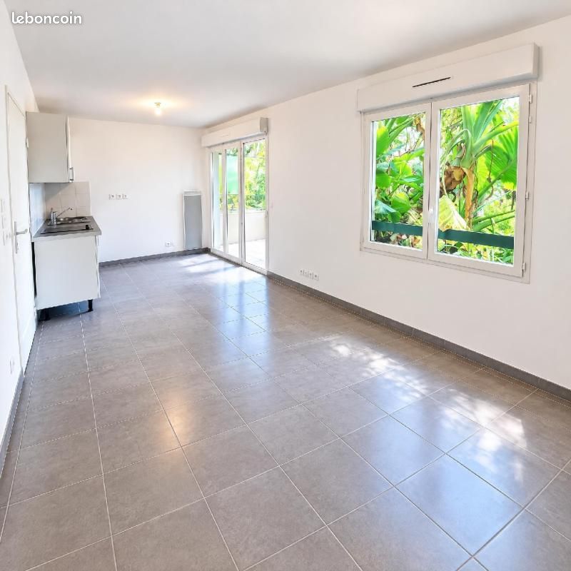 Appartement 1 pièce 31 m² · à Saint-Laurent-du-Var · 31 m² · 130 000 €