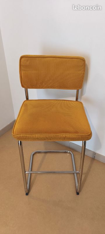Chaise haute (image 1)