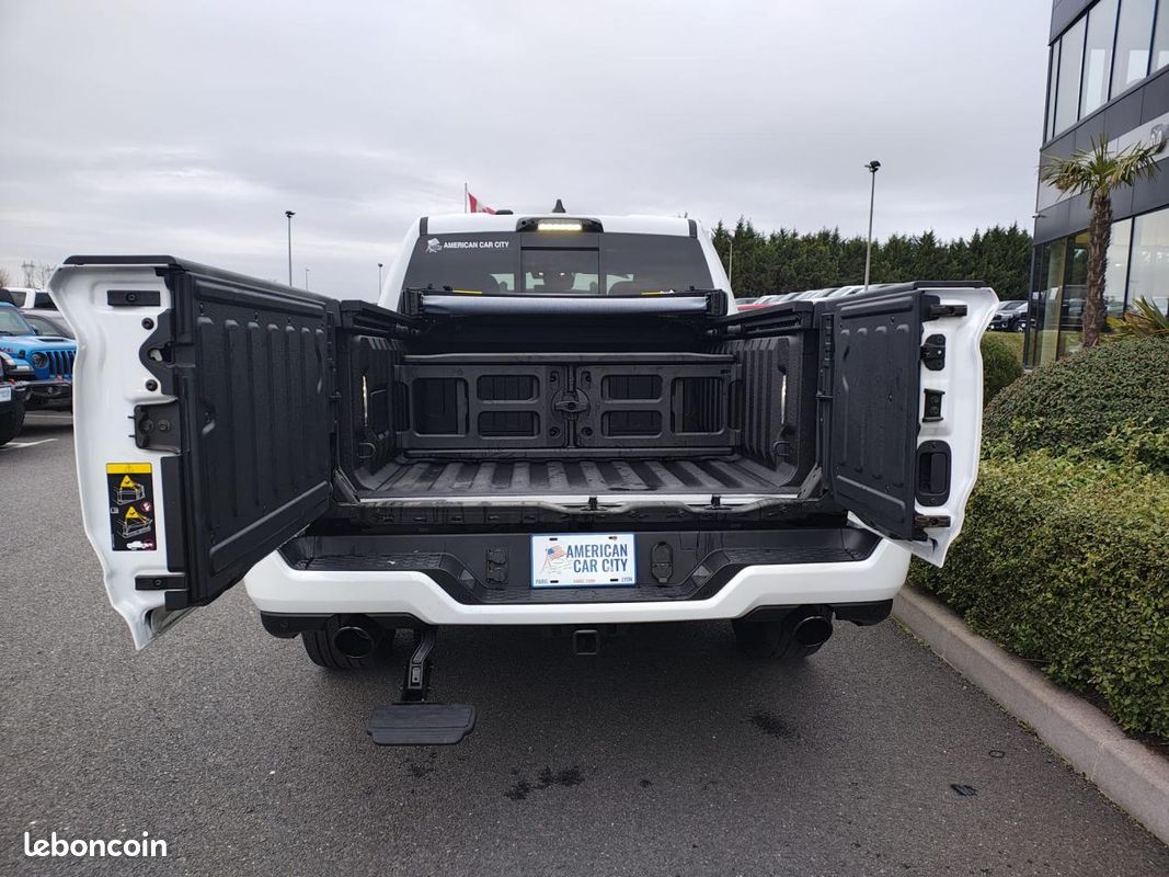 Dodge ram 1500 crew limited night edition rambox hayon multi (image 8)