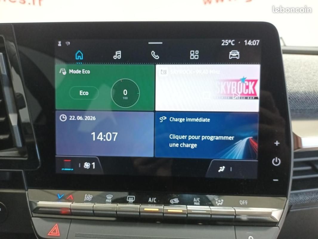 Renault Mégane E-TECH EV40 130ch standard charge Equilibre (image 16)