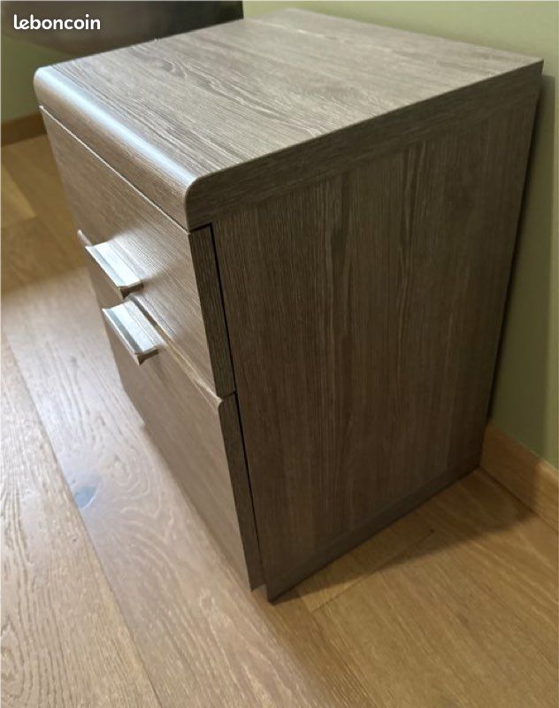URGENT Table de chevet neuve haut de gamme – Chêne argenté – 2 tiroirs ✨ (image 3)