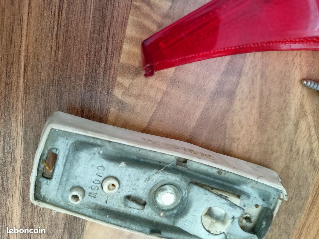 ANCIEN FEU ARRIÈRE de vélo vintage SOUBITEZ CATALUX 6 MARCHAL OLD BIKE EUR 40,00 - FR