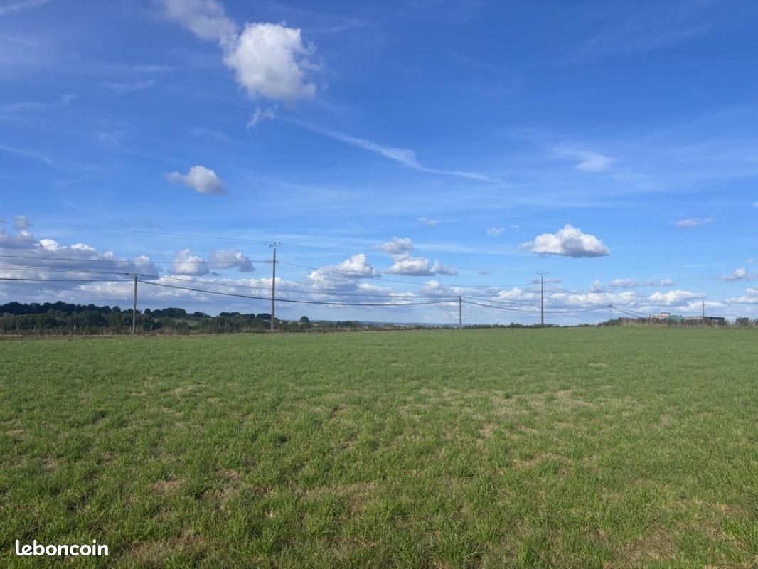 Terrain 2 132 m² Tinchebray · à Tinchebray-Bocage · 31 000 €