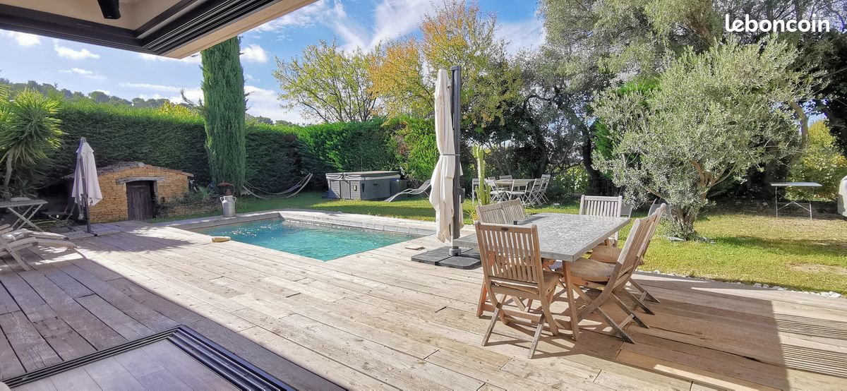 Maison 7 pièces 232 m² · à Cassis · 232 m² · 1 580 000 €