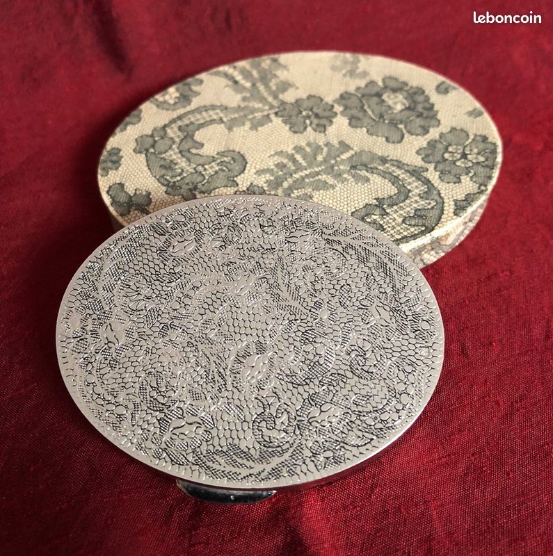 Poudrier ancien Marcel Rochas en argent (image 5)
