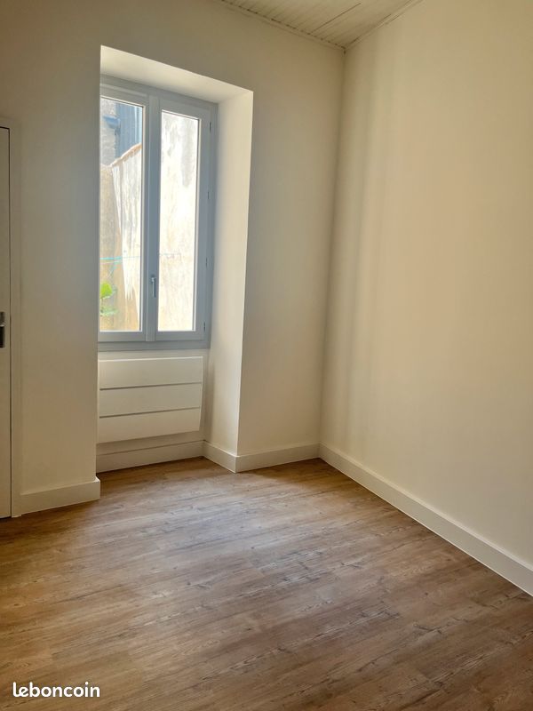 Appartement 2 pièces 30 m² · à Nîmes · 30 m² · 540 €