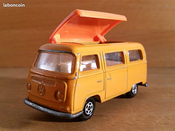 Miniature Volkswagen Combi Avec Horloge Intégrée - Décoration Murale