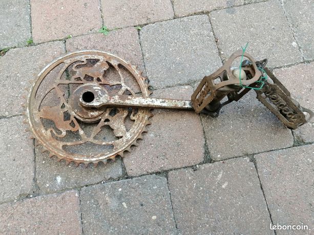 Ancien Pédalier Vélo Peugeot France – Crankset Route Course Acier