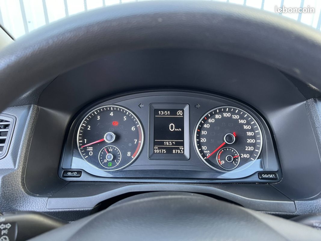 Volkswagen utilitaires caddy van 1.4 tgi 110 gnv bvm6 (image 19)