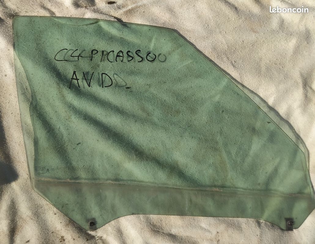 Vitre avant droite (coté passager) Citroën C4 Picasso 2006-2013 (image 1)