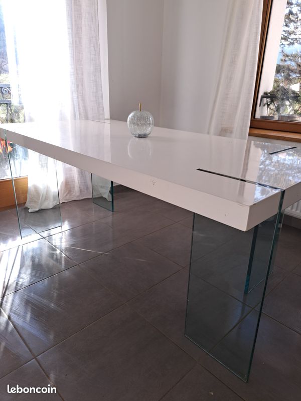 Table a manger 6 à 8 personnes (image 1)