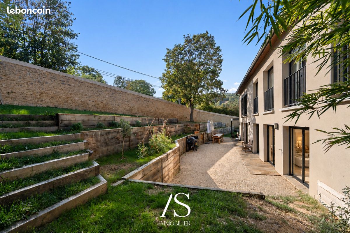 Maison 5 pièces 198 m² · à Saint-Romain-au-Mont-d'Or · 198 m² · 960 000 €