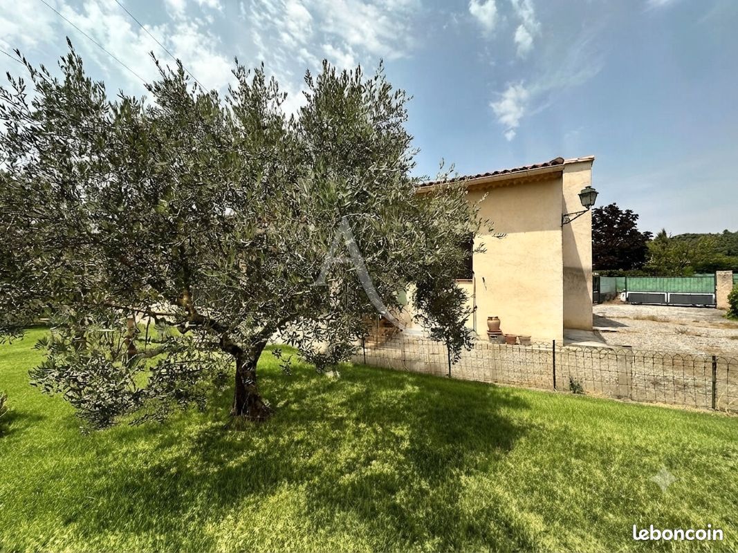 Maison 4 pièces 81 m² · à Vinon-sur-Verdon · 81 m² · 295 000 €