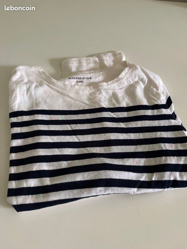 Lot de vêtements enfants filles 4ans à 10/12 ans (image 2)