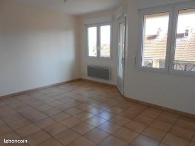 Appartement 2 pièces 55 m² · à Sens · 55 m² · 670 €