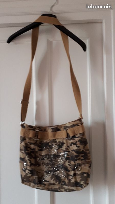 Besace desing Militaire (image 1)