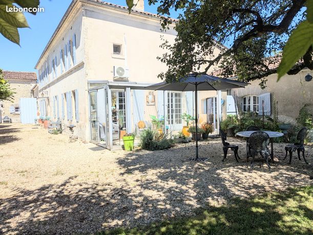 Maison 9 pièces 224 m²