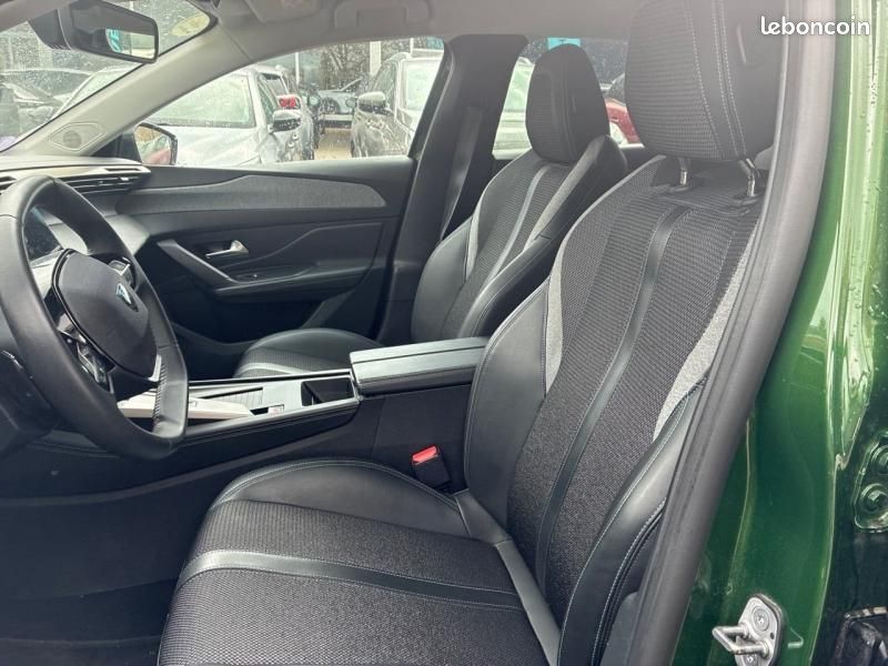 Peugeot 308 PHEV 225ch GT e-EAT8 (image 9)