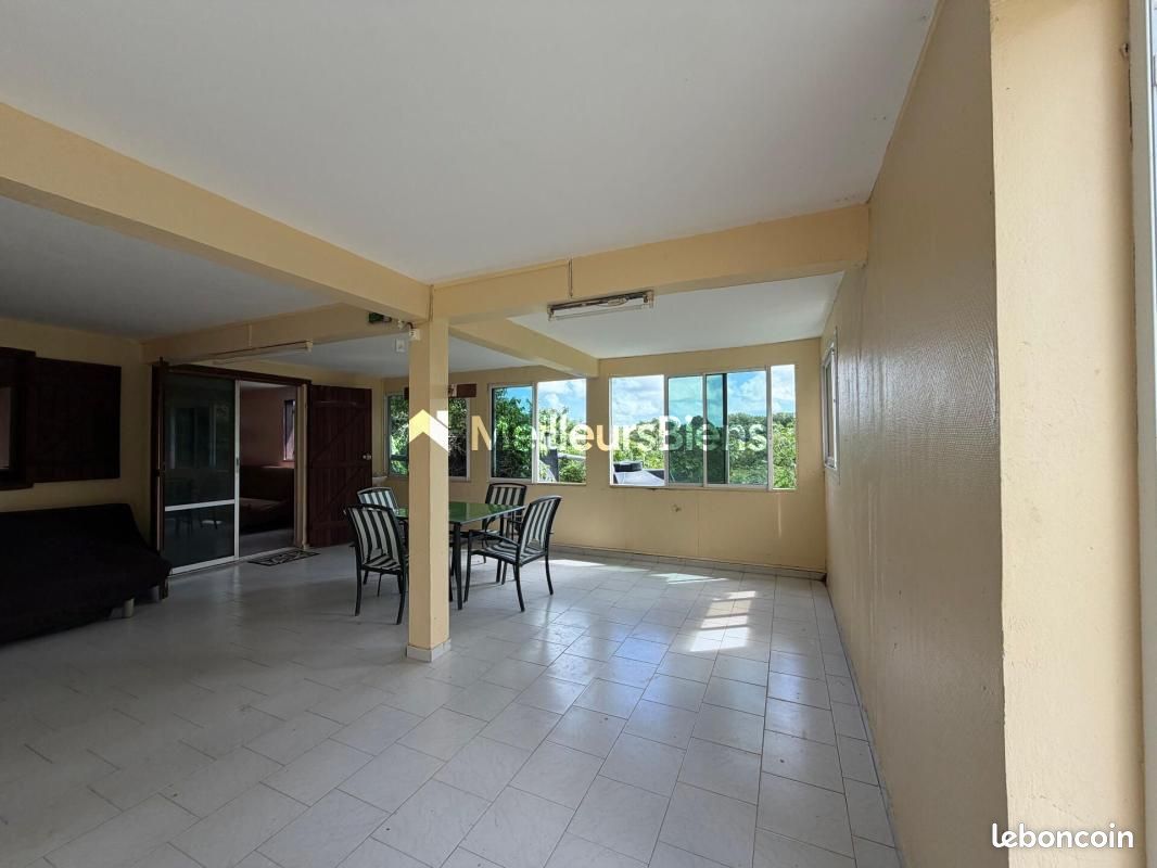 Appartement 2 pièces 70 m² · à Grand-Bourg · 70 m² · 890 €/mois