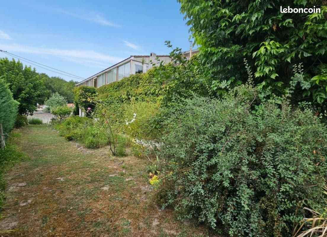 Maison 3 pièces 170 m² · à Vianne · 170 m² · 119 000 €