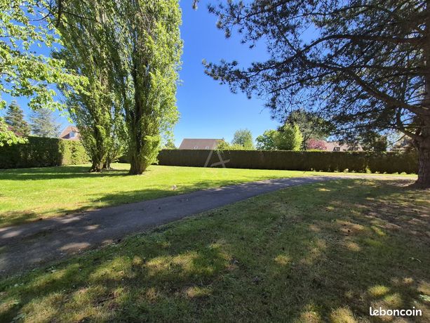 Terrain 1500 m² LE MONT SAINT ADRIEN