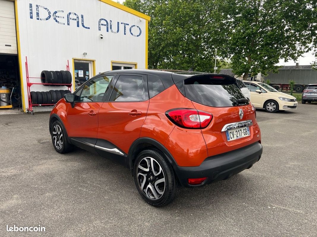 Renault CAPTUR 1.5 DCI 90CH STOP&START ENERGY INTENS ECO² (image 4)