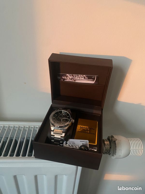 Montre Martyn line argentée Édition Limitée (image 1)