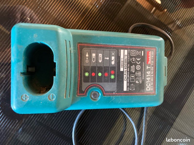 Chargeur +batterie makita (image 3)