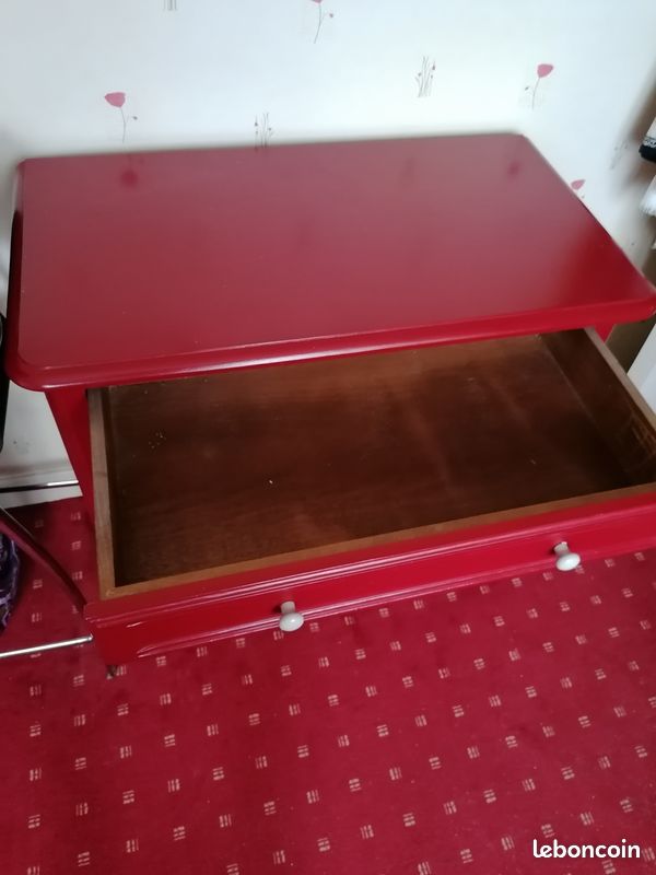 Commode en chene rouge (image 1)