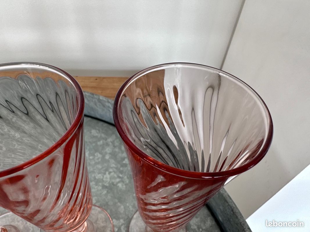 Ensemble de 10 verres dépareillés à champagne - 5 coupes et 5 Flutes à champagne en verre rosaline (image 17)