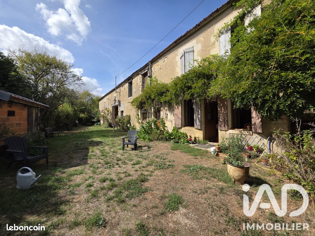 Maison 6 pièces 179 m² · à Andryes · 179 m² · 126 100 €
