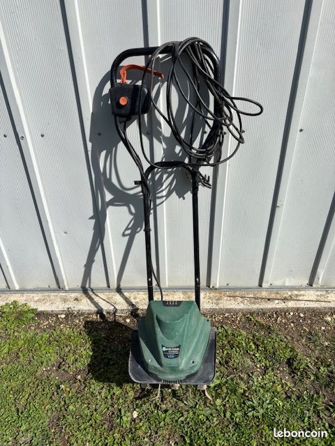 Motobineuse électrique Sans Fil 21V - 2 Batteries 4.0Ah, Largeur 30cm, Profondeur 22cm, Moteur 550W, Pour Jardin